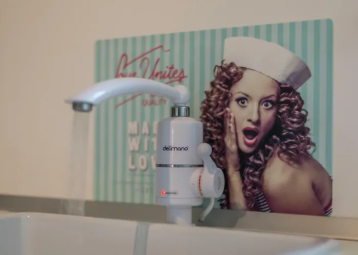 Luxury Lucy In Center With Amazing Sea-view