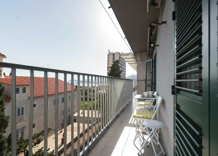 Luxury Lucy In Center With Amazing Sea-view 스플리트