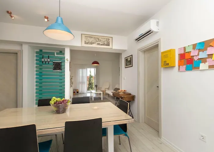 Luxury Lucy In Center With Amazing Sea-view 스플리트