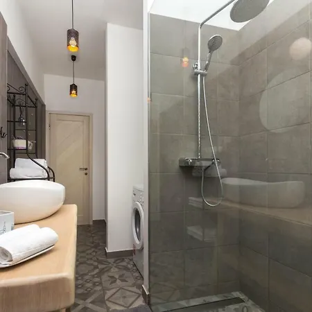 Luxury Lucy In Center With Amazing Sea-view Split