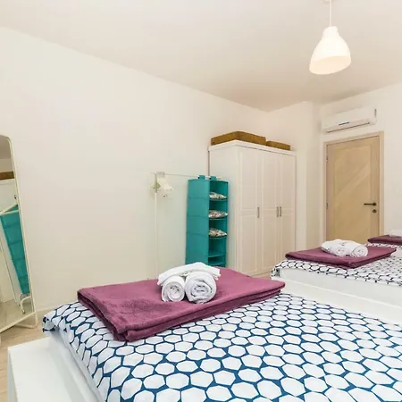 Apartmán Luxury Lucy In Center With Amazing Sea-view