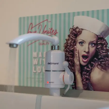 Luxury Lucy In Center With Amazing Sea-view